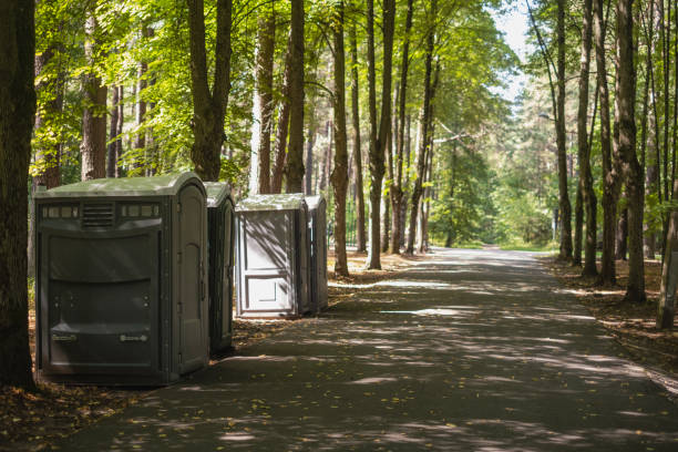 Best Portable restroom trailer rental  in Hartford, SD